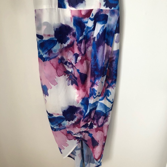 L’ATISTE BY AMY - Floral Midi Dress - Picture 3 of 6